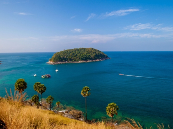 Top 10 reasons why people love to live in Phuket