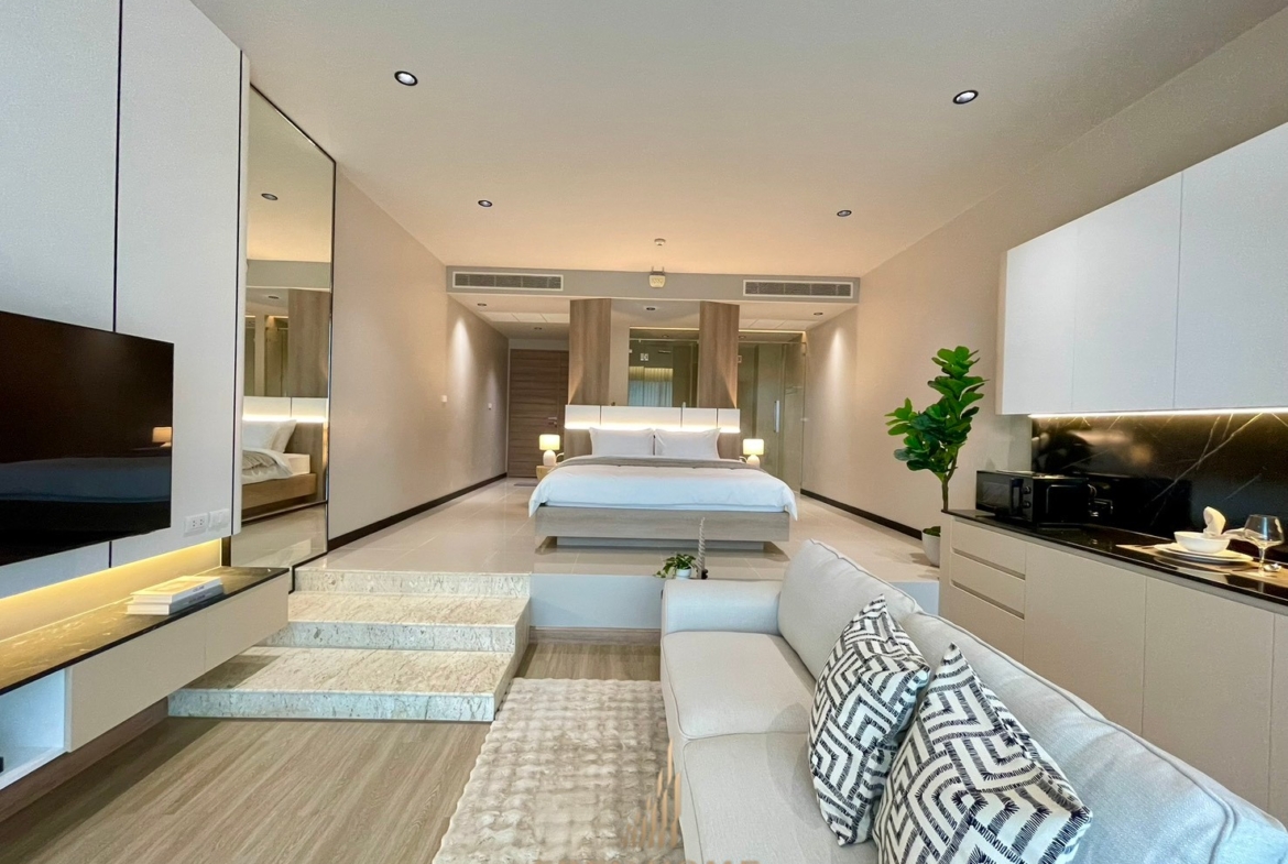 🌊 THE ARK KARON | EXCLUSIVE POOL ACCESS RESIDENCE