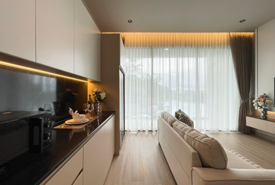 🌊 THE ARK KARON | EXCLUSIVE POOL ACCESS RESIDENCE
